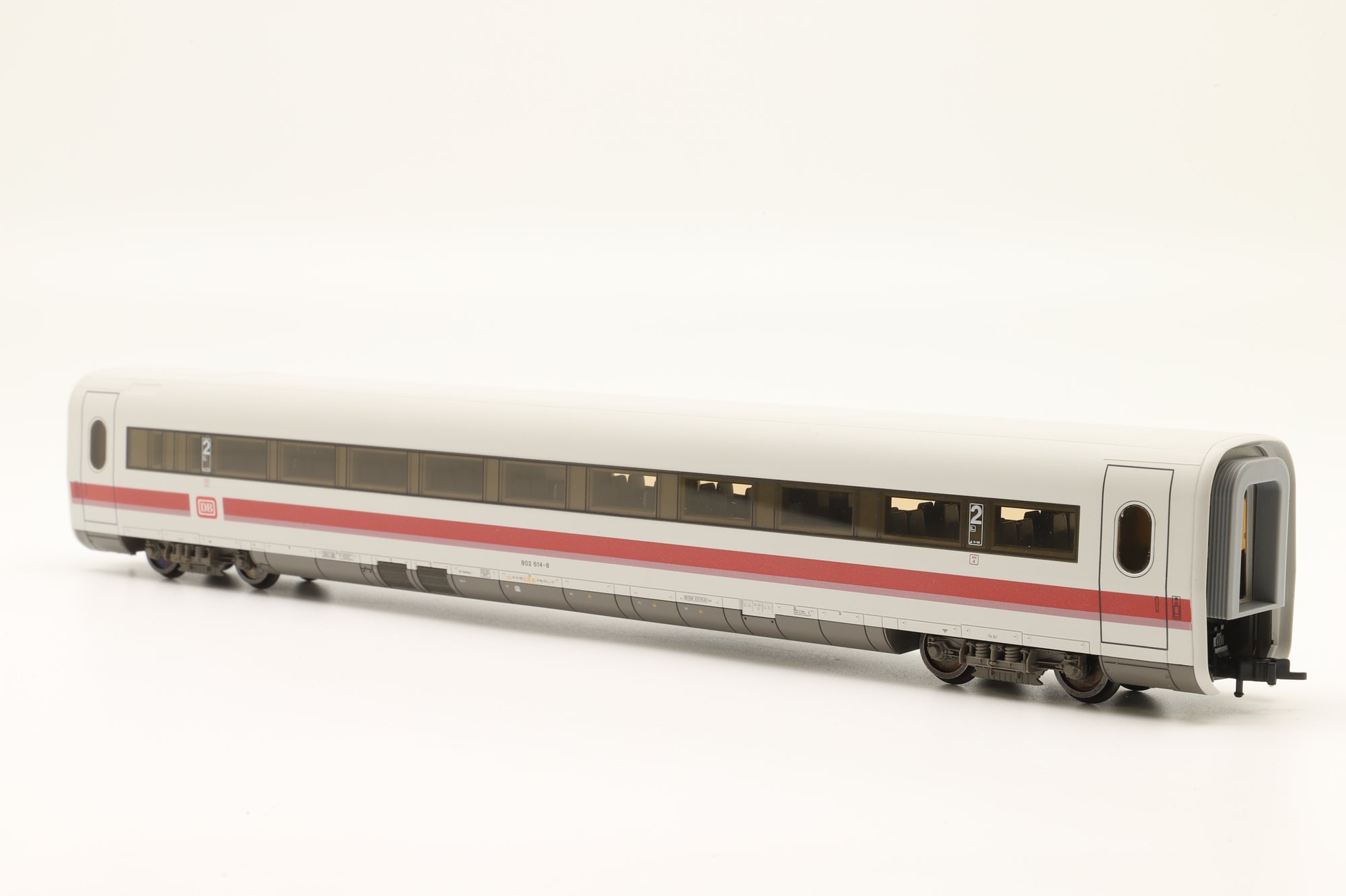 Fleischmann HO Rake Of 5 DB ICE Coaches Inc. 4449x2, 4448, 4441, 4444