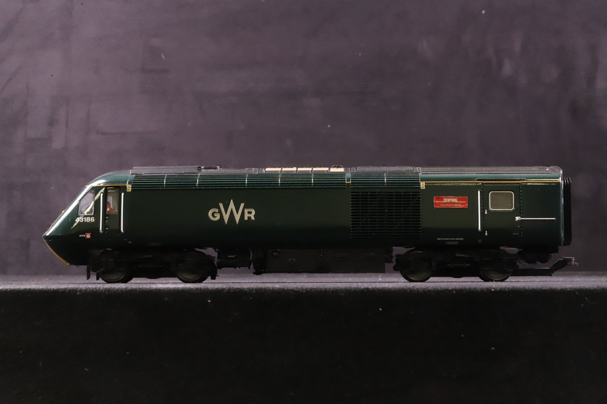 Hornby OO R3685 GWR Class 43 HST Pack GWR Livery DCC Sound