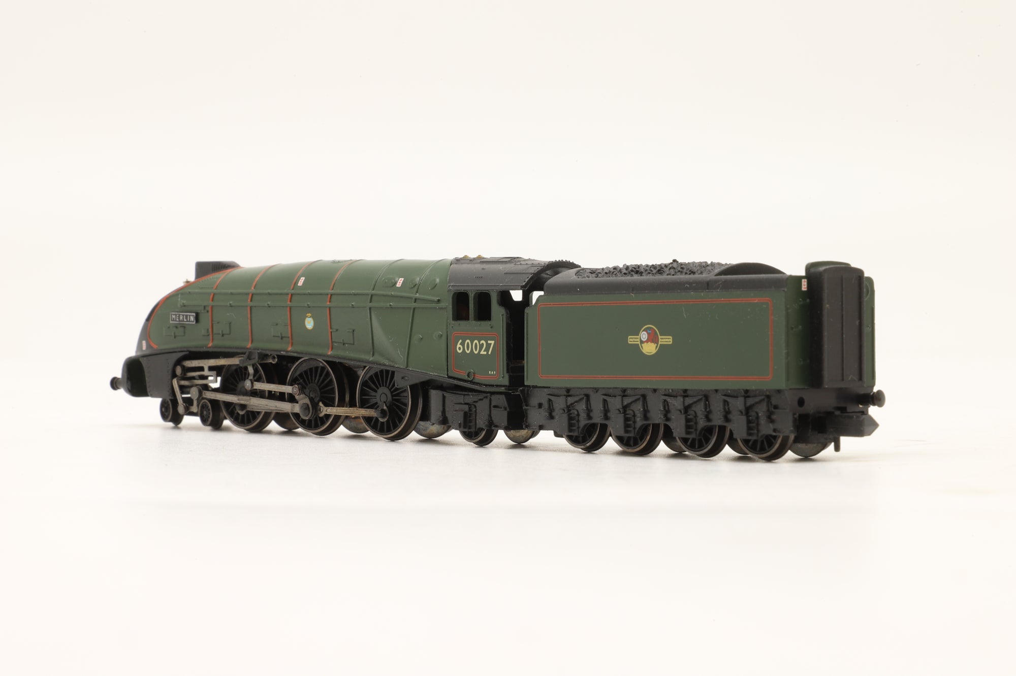 Graham Farish N 372-353 A4 '60027' 'Merlin' BR Green Late Crest