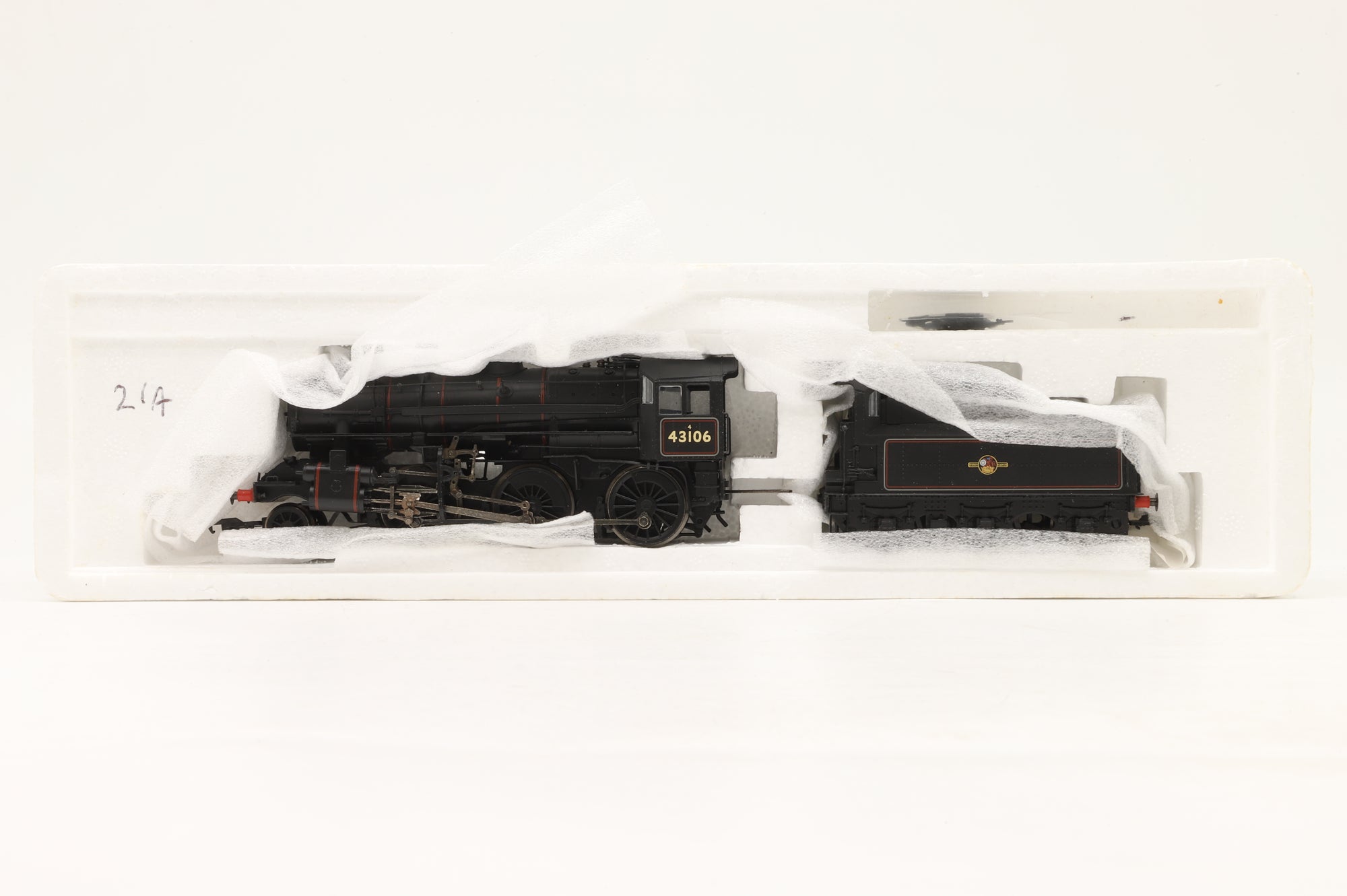 Bachmann OO 32-585 Ivatt Class 4 '43106' BR Black L/C With Tablet Catcher