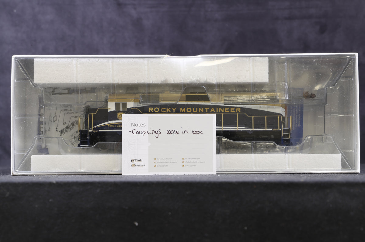 Athearn HO 99472 Rocky Mountaineer GP40-2 &#39;8017&#39;