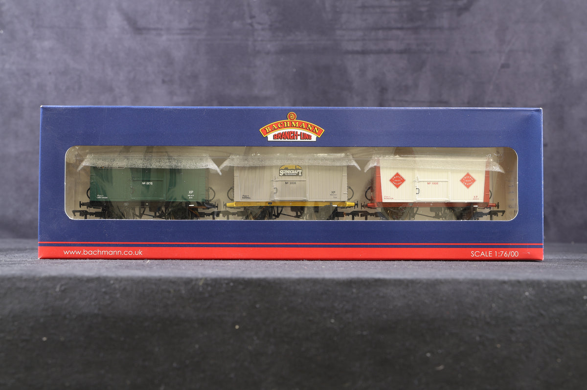 Bachmann OO Rake Of 9 Anniversary Vent Wagons 2009/ 2010 &amp; 2011 Excl. Bachmann Collectors Club