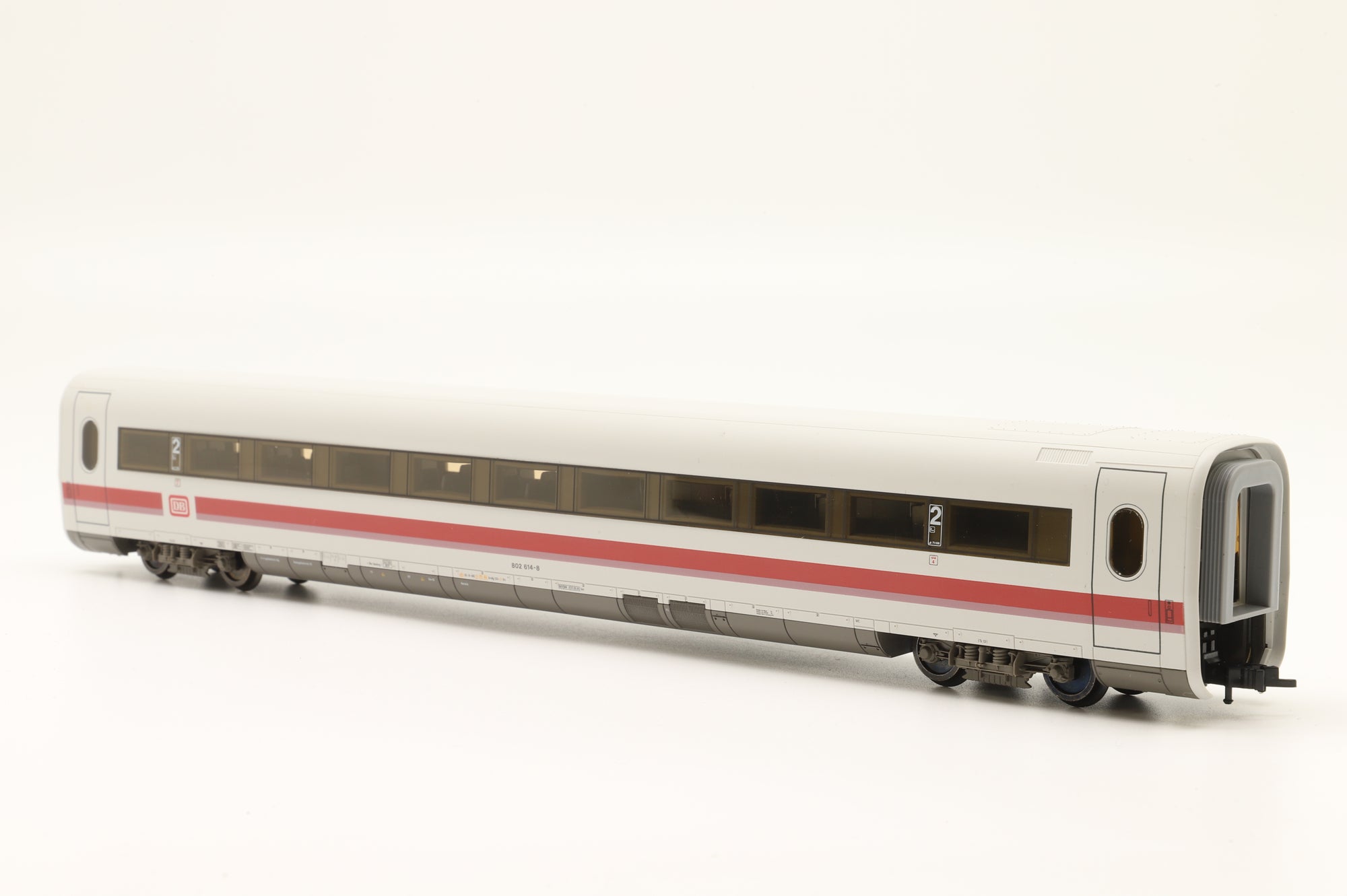 Fleischmann HO Rake Of 5 DB ICE Coaches Inc. 4449x2, 4448, 4441, 4444