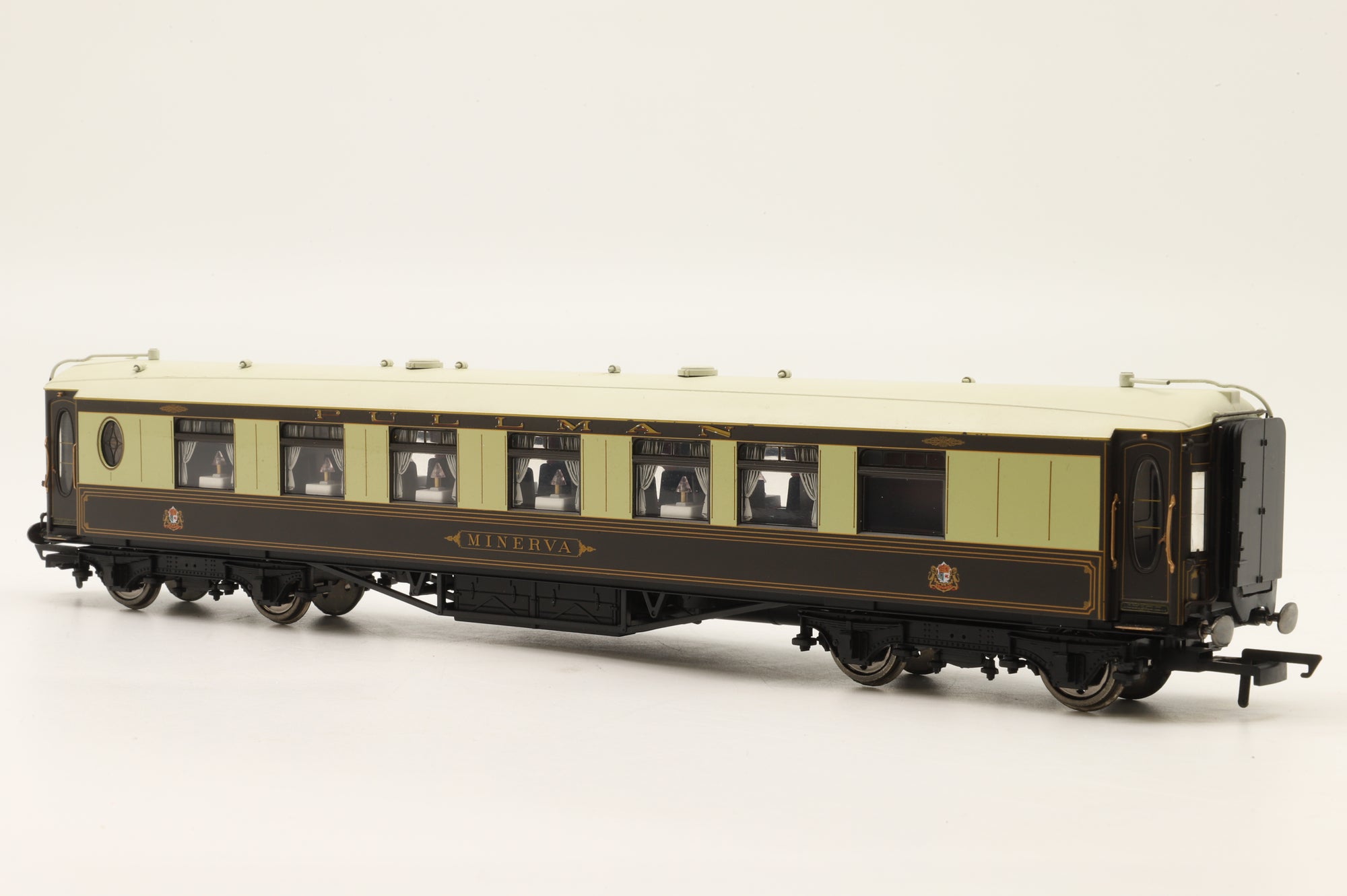Hornby OO Set Of 3 Pullman Coaches 'Cygnus, Ibis & Minerva' Split From Set