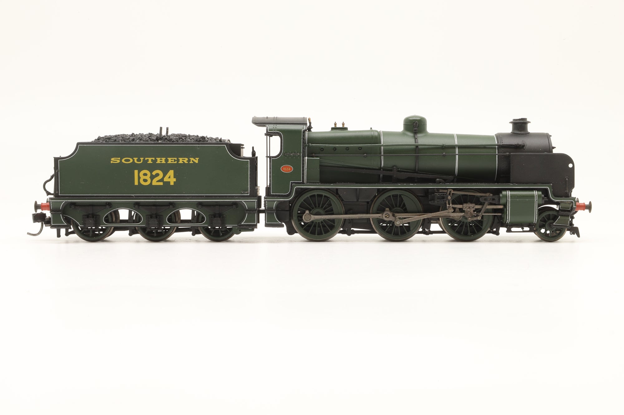 Bachmann OO 32-153 N Class '1824' Lined Southern Green, DCC Fitted