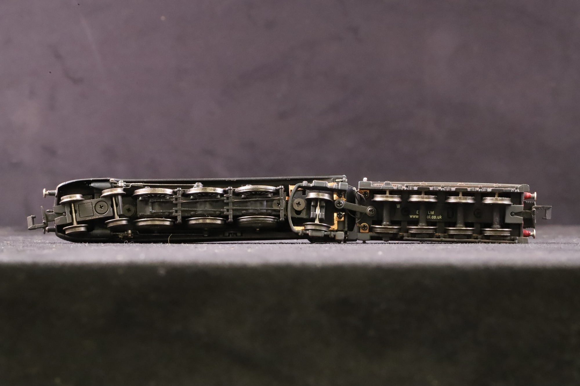 Dapol N 2S-008-011 Class A4 '2512' 'Silver Fox' Silver/ Grey Livery TMC Weathered