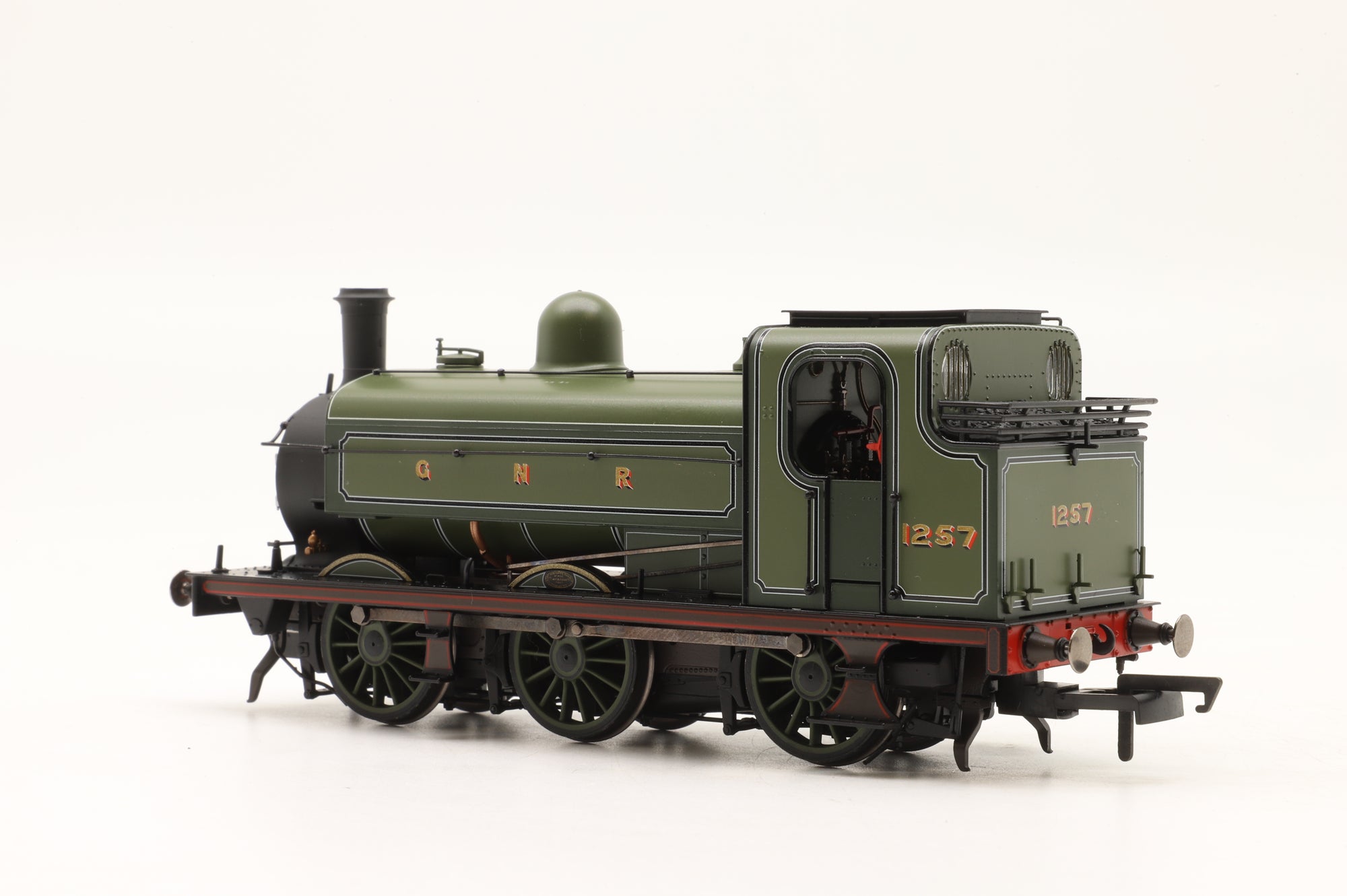 Hornby OO R30365 Class J13 No.1257 in GNR Lined Green