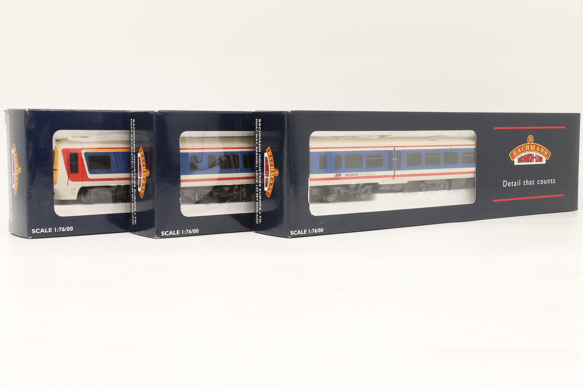 Bachmann OO 31-025 Class 166 Turbo 3 Car DMU Network Southeast