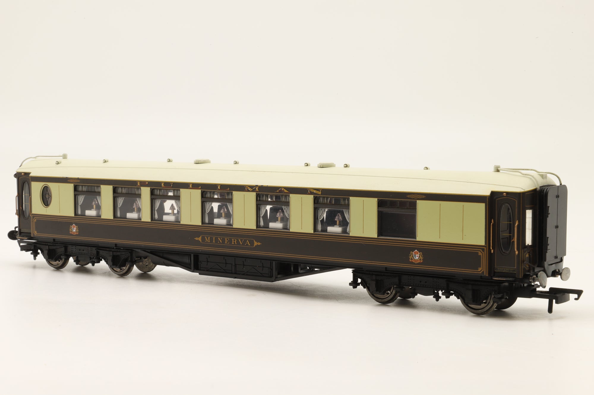 Hornby OO Set Of 3 Pullman Coaches 'Cygnus, Ibis & Minerva' Split From Set