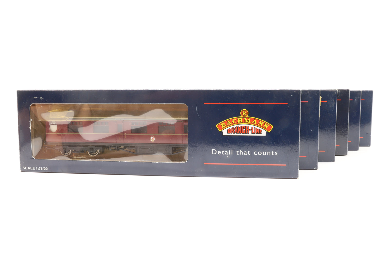 Bachmann OO Rake Of 6 Thompson Maroon Lined Coaches Inc. 34-453, 34-654A, 34-378x2, 34-428 & 34-403