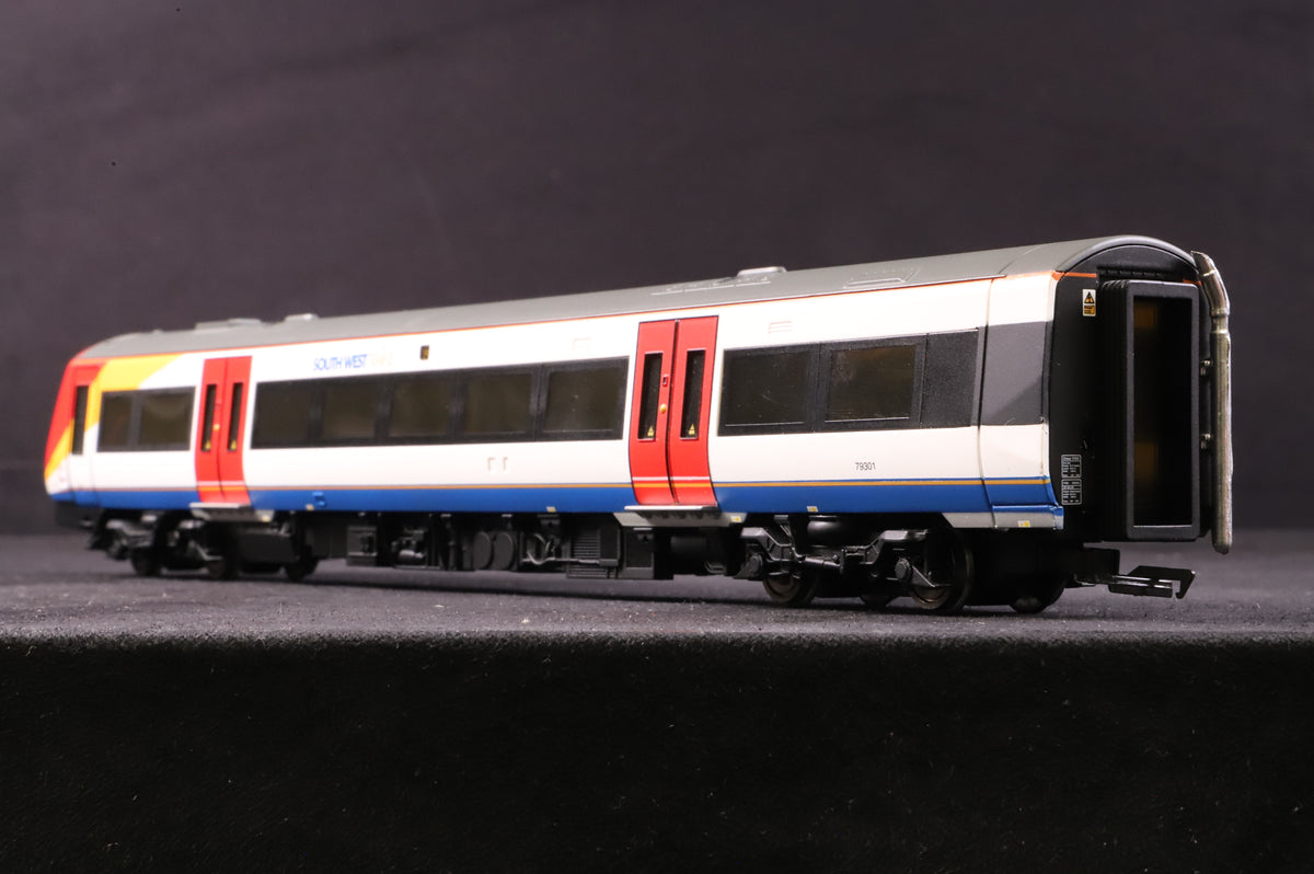 Bachmann OO 32-452 Class 170/4 Turbostar 2 Car DMU in Southewest Trains Livery