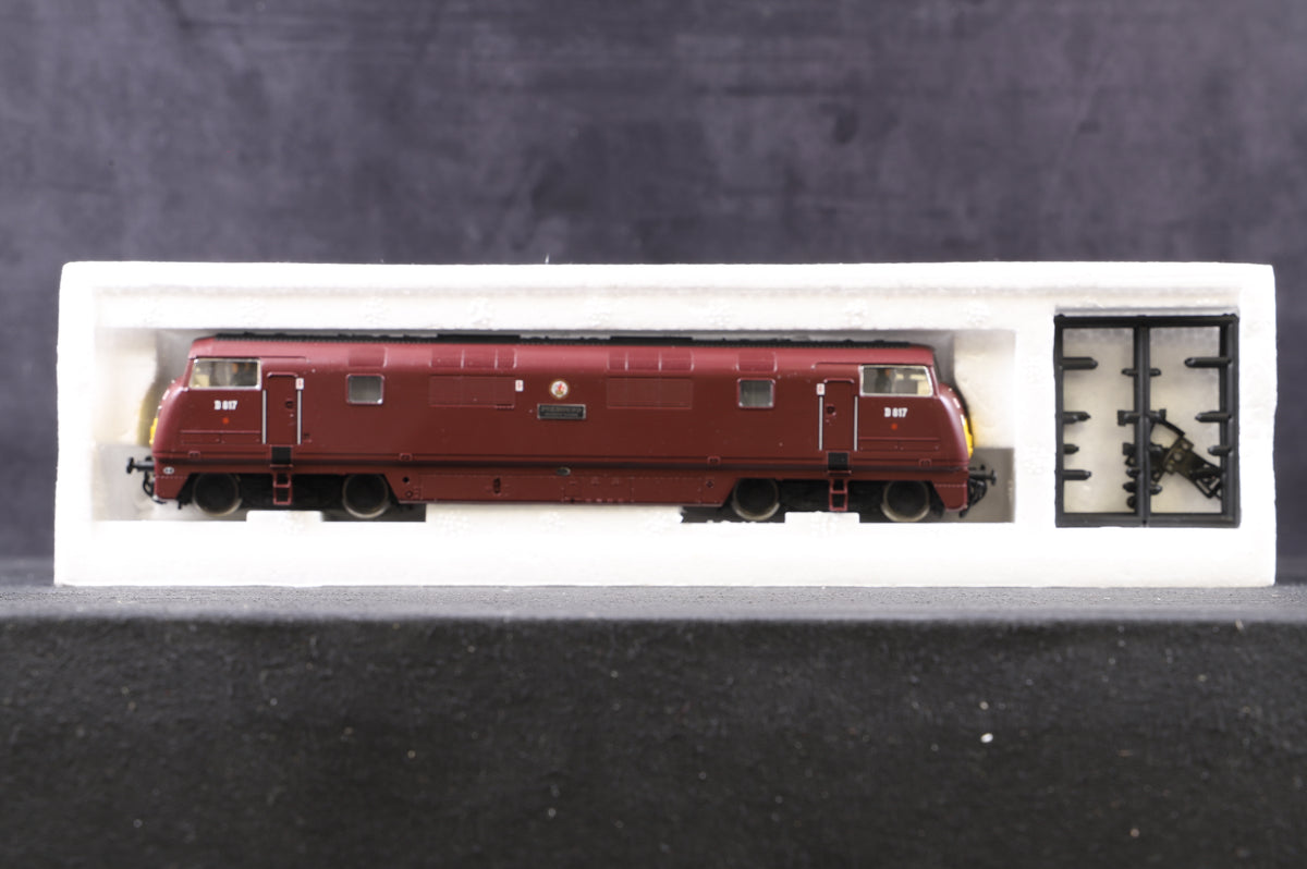 Bachmann OO 32-050 Class 42 Warship Diesel &#39;D817&#39; &#39;Foxhound&#39; BR Maroon