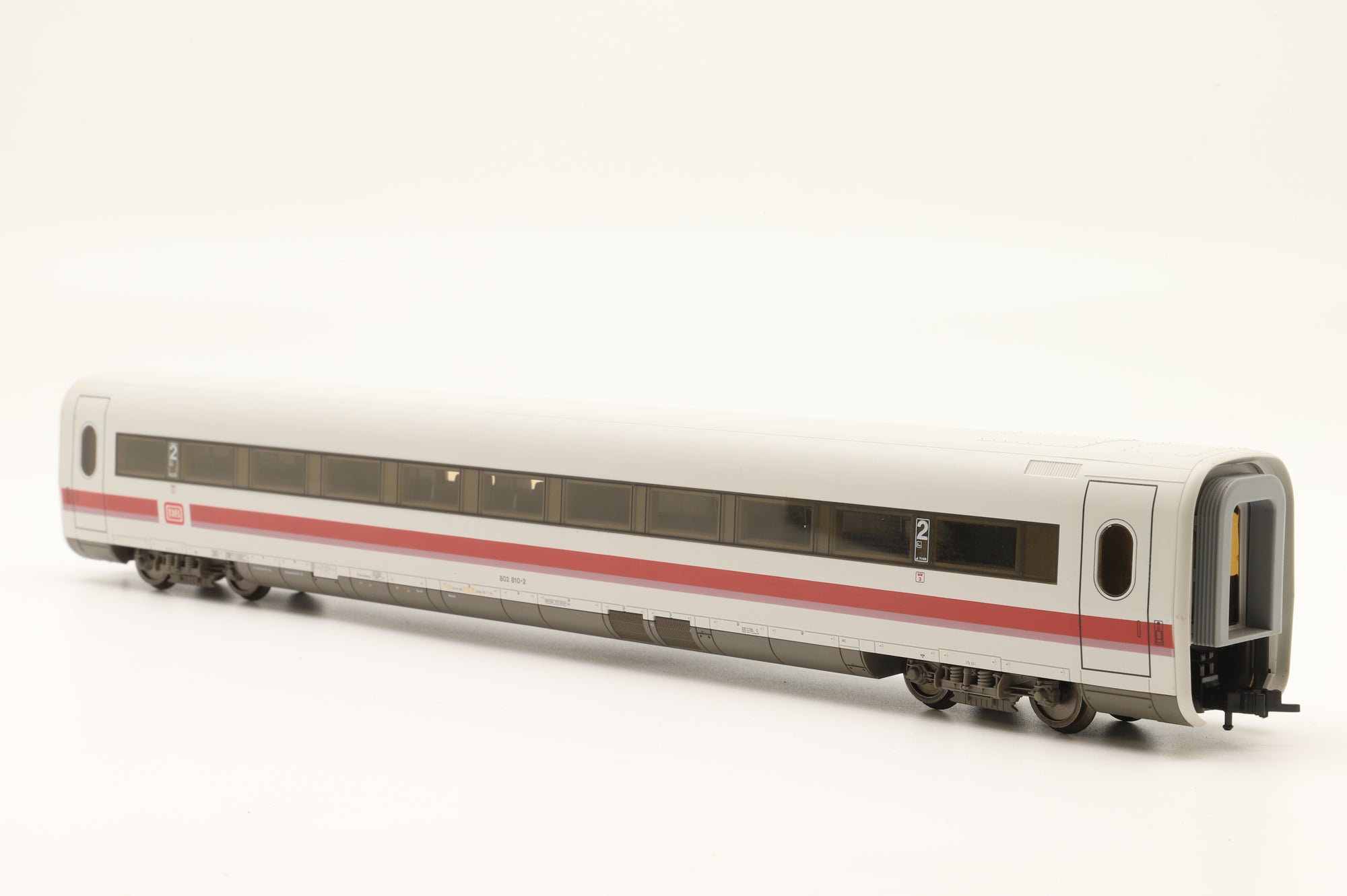 Fleischmann HO Rake Of 5 DB ICE Coaches Inc. 4449x2, 4448, 4441, 4444