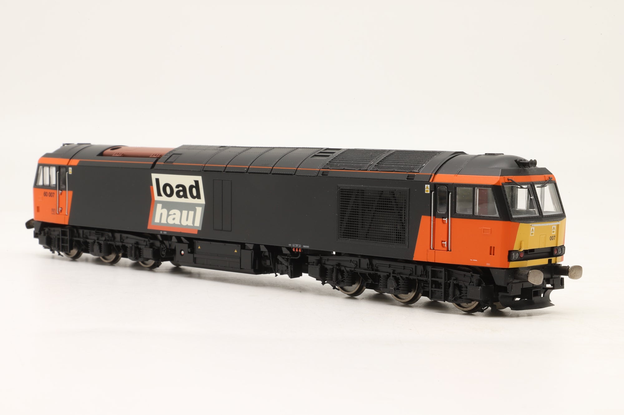 Hornby OO R2489 Class 60 60007 in Loadhaul Livery