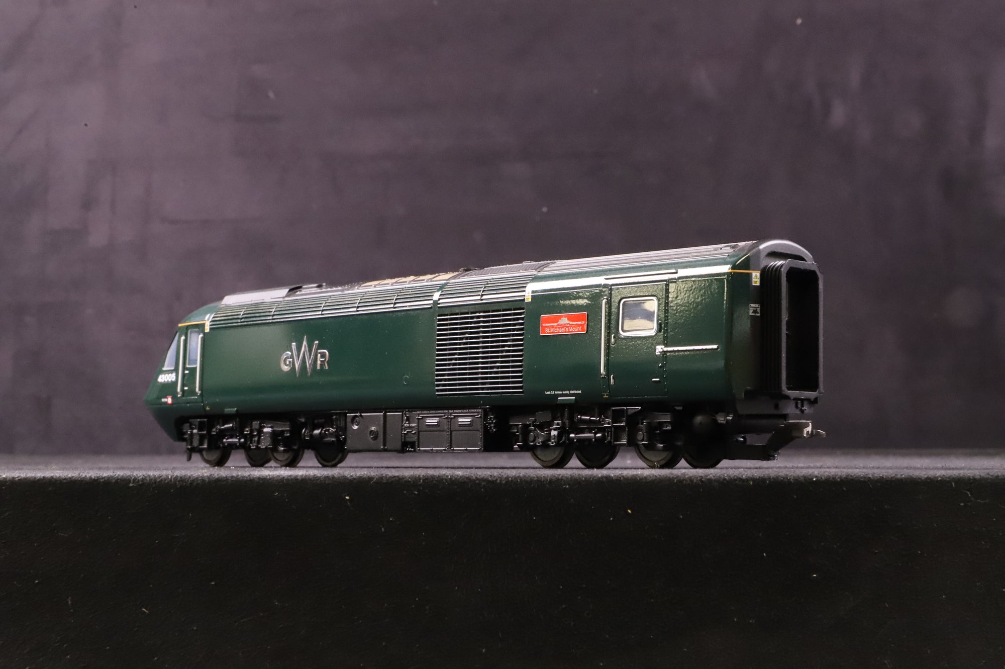 Hornby OO R3685 GWR Class 43 HST Pack GWR Livery DCC Sound