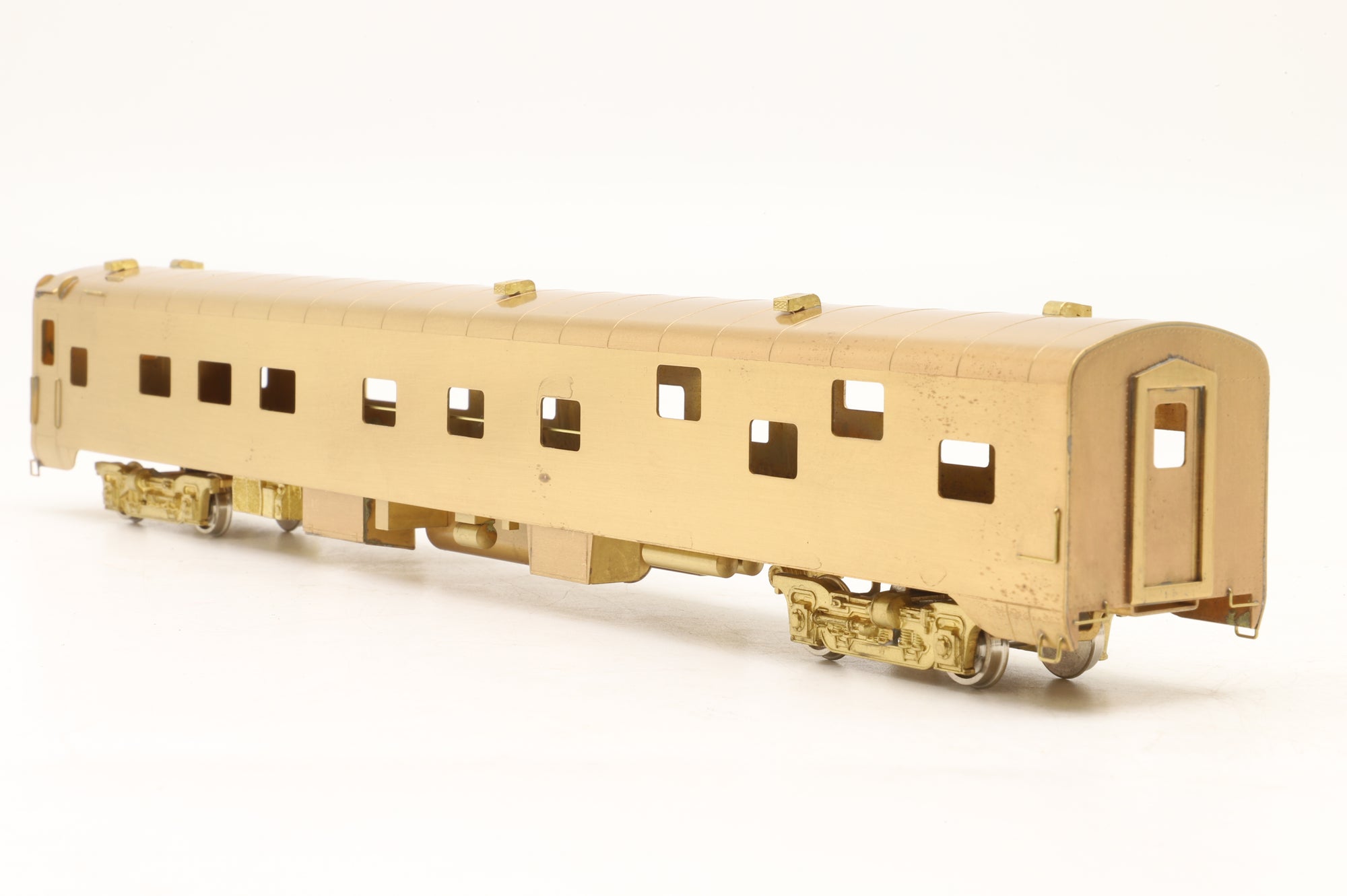 Oriental Limited HO Brass Sleeper 350 w/o Skirts Unpainted Brass