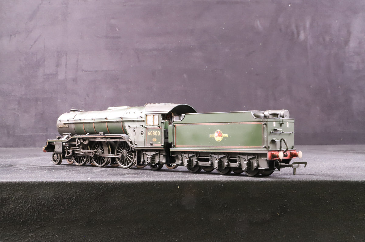 Bachmann OO 35-205NRM Class V2 &#39;60800&#39; &#39;Green Arrow&#39; BR Lined Green Weathered Excl. NRM