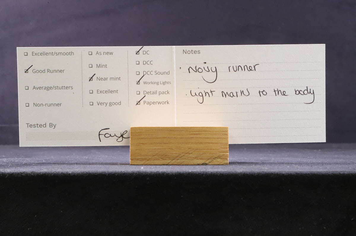 Bachmann OO 32-452 Class 170/4 Turbostar 2 Car DMU in Southewest Trains Livery