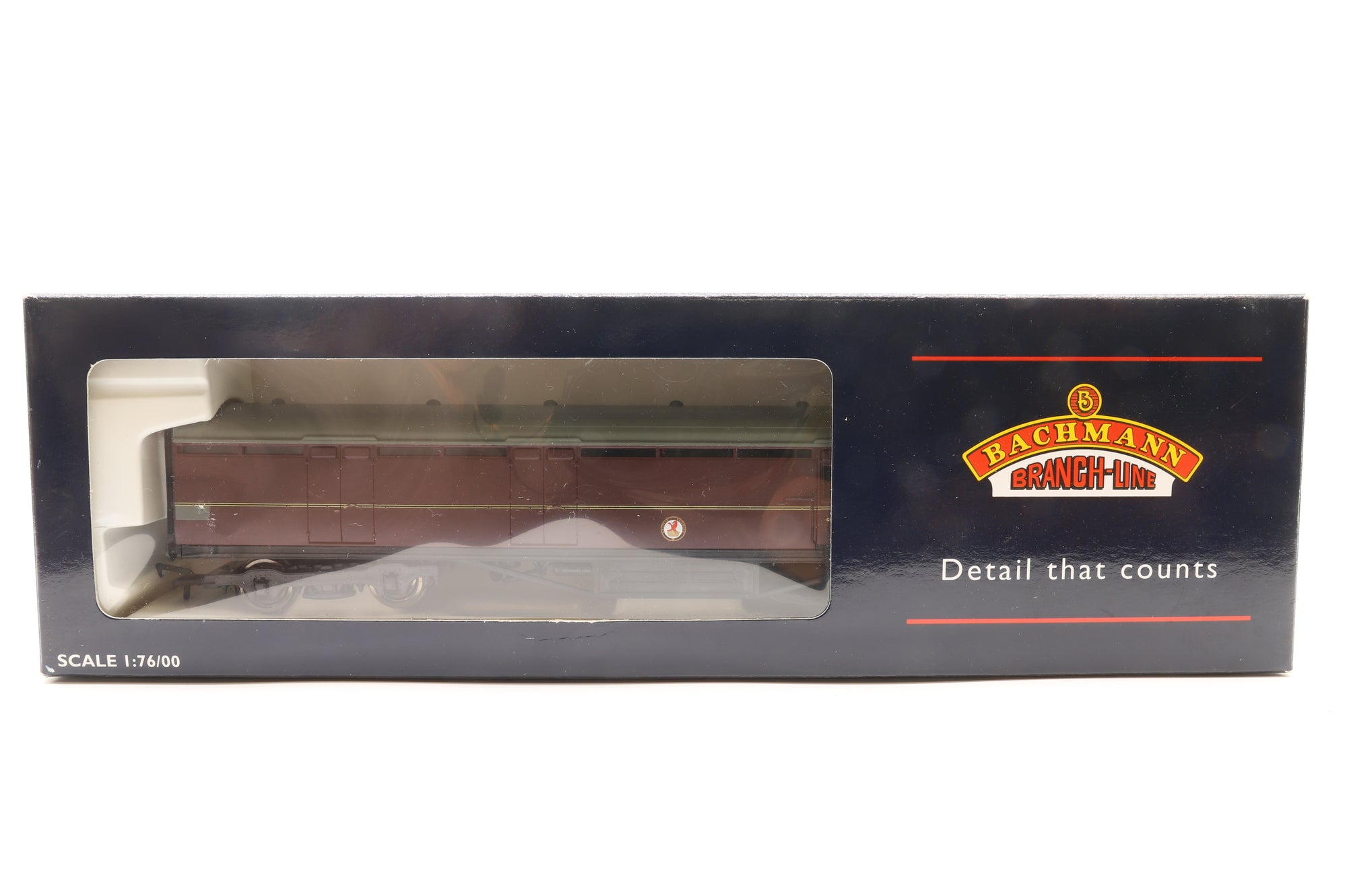 Bachmann OO Rake Of 6 Thompson Maroon Lined Coaches Inc. 34-453, 34-654A, 34-378x2, 34-428 & 34-403