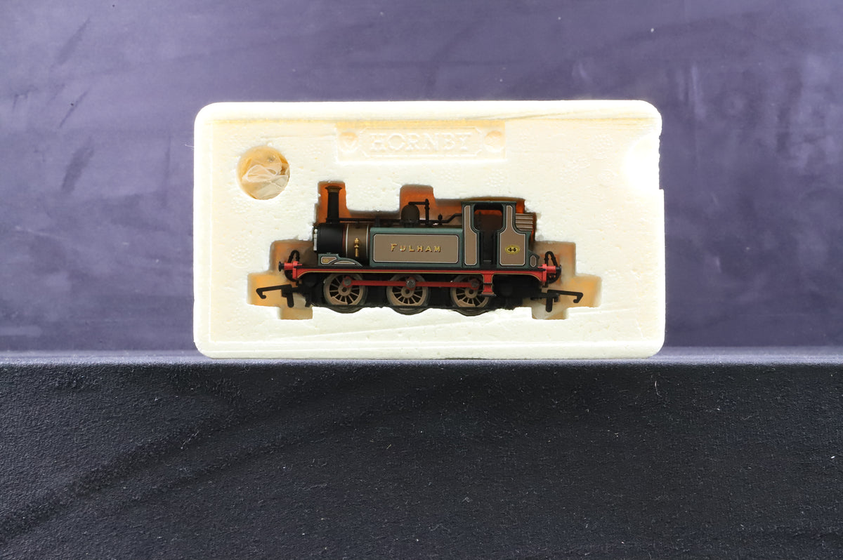 Hornby OO R2605 LBSC Terrier Class A1X &#39;Fulham No44&#39; Ltd Ed 804/1200