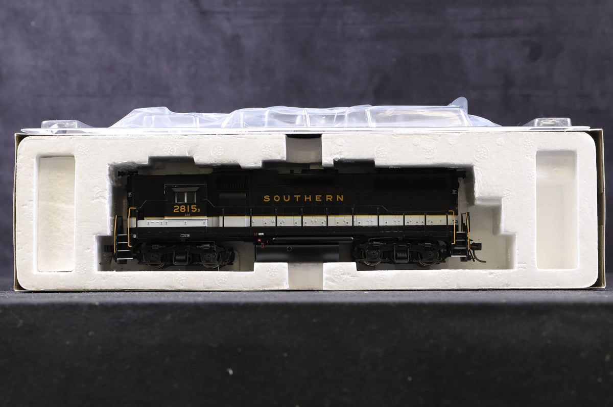 Atlas HO 8991 GP-38 Diesel Locomotive High Nose Southern &#39;2815&#39;