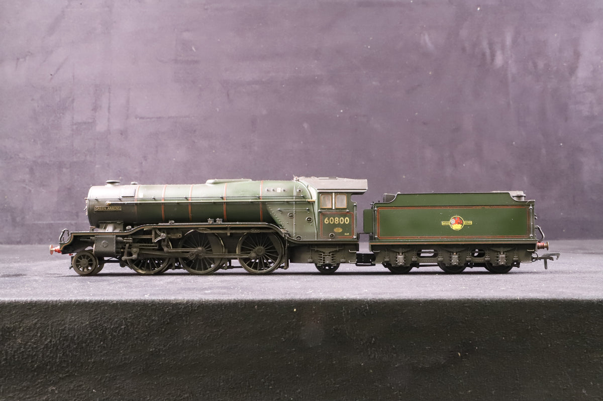 Bachmann OO 35-205NRM Class V2 &#39;60800&#39; &#39;Green Arrow&#39; BR Lined Green Weathered Excl. NRM