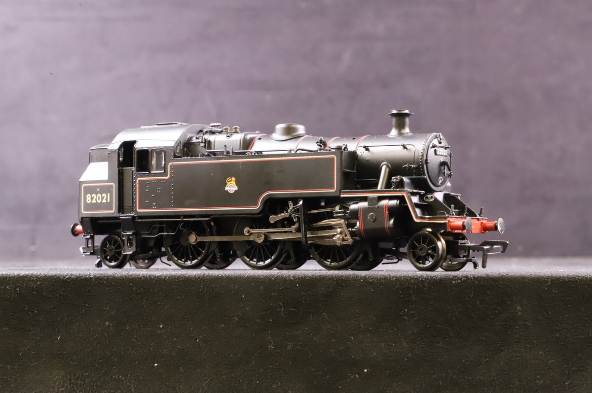 Bachmann OO 31-981 Standard 3MT 82021 in Lined BR Black w/ Early Crests