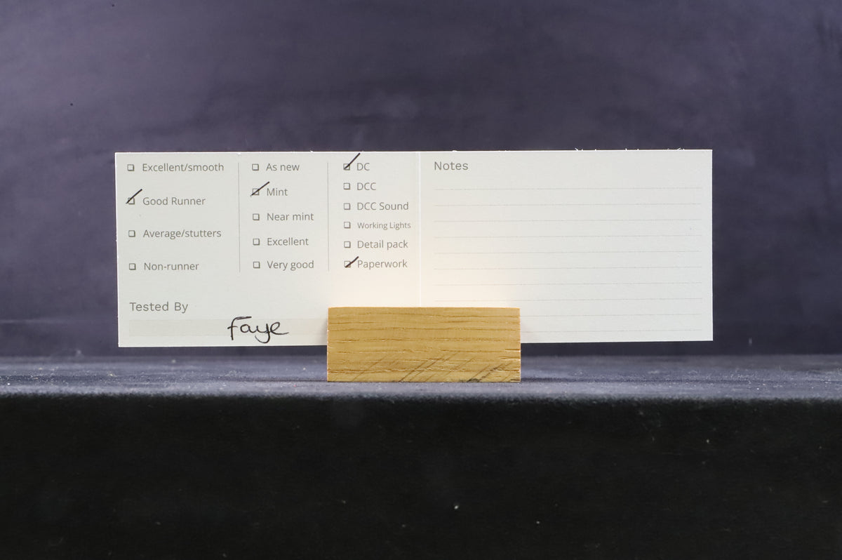 Hornby Railroad OO R3279 County Class &#39;1016&#39; &#39;County Of Hants&#39; BR Lined Green E/C