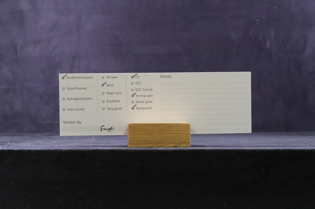 Hornby OO R3802 LNER Class 43 HST Pack