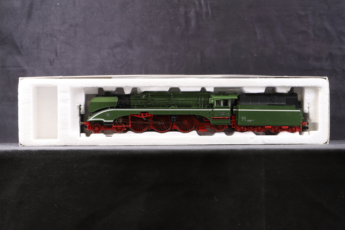 Roco HO 63201 Class BR 18 201 4-6-2 DR