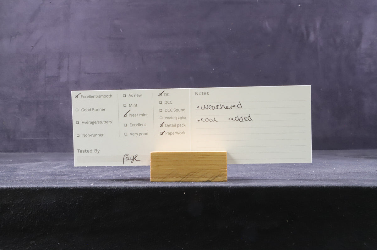 Bachmann OO 35-205NRM Class V2 &#39;60800&#39; &#39;Green Arrow&#39; BR Lined Green Weathered Excl. NRM