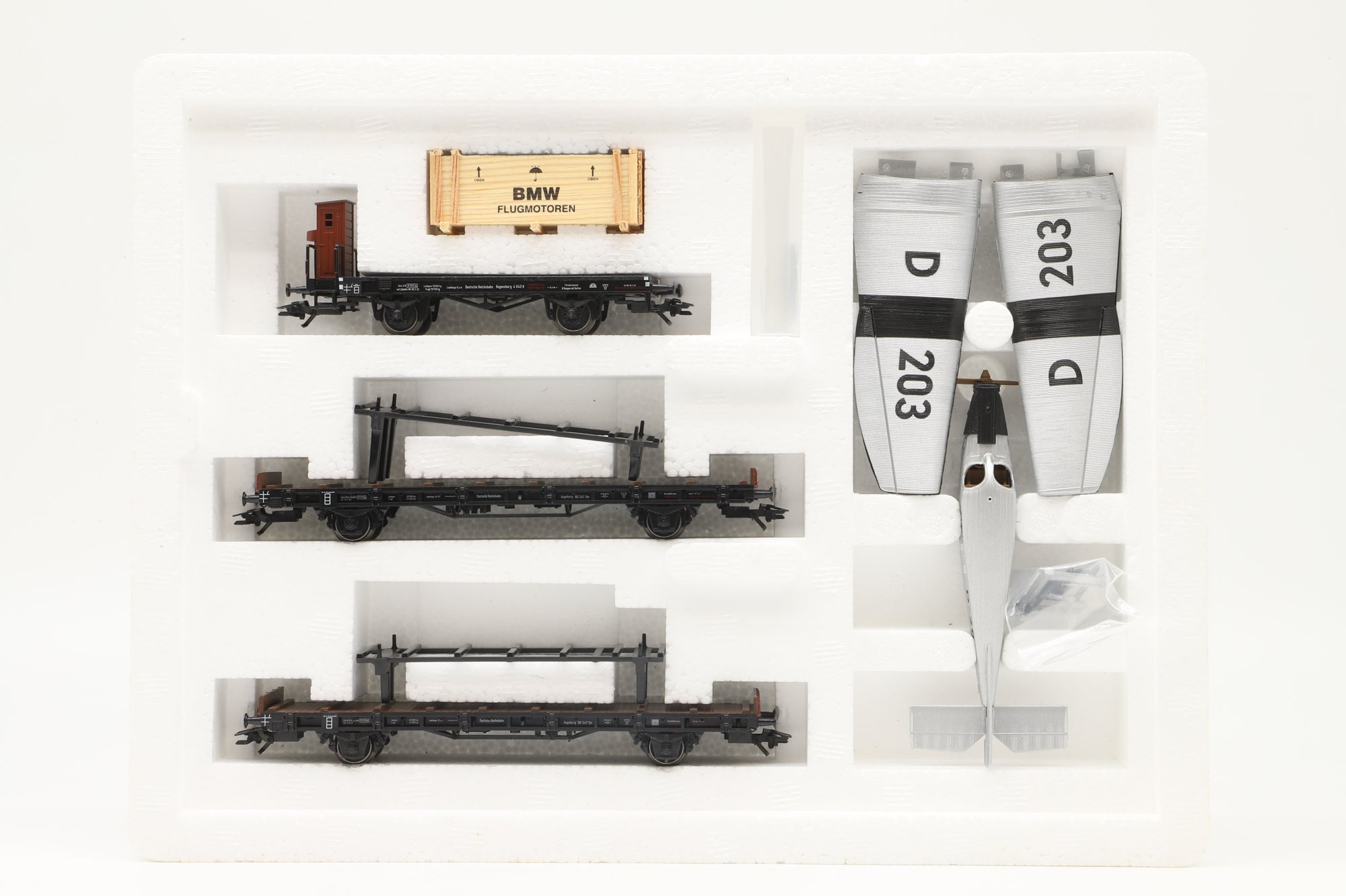 Marklin HO 45093 Aircraft Transport Wagon Set DRG with Junkers Plane
