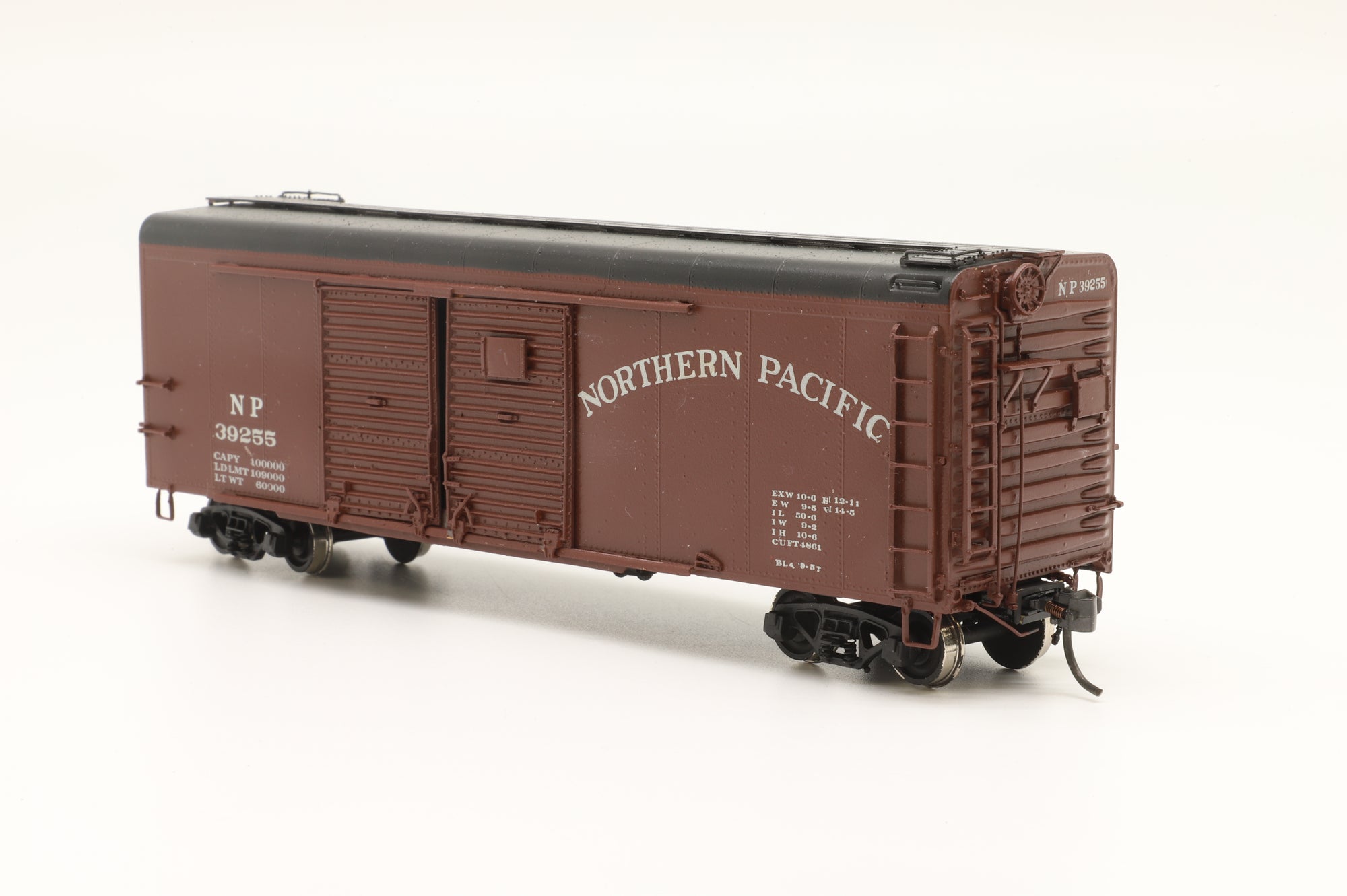 Yulim/W&R Enterprises HO 40' Round Roof Automobile Box Car, Brass Custom Painted & Transferred