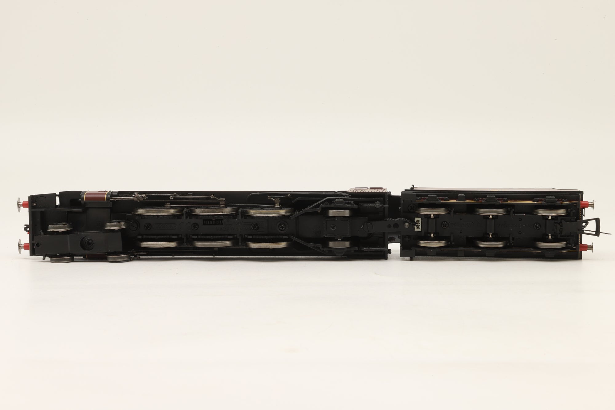 Hornby OO R2930 Princess Coronation Class '46243' 'City Of Lancaster' BR Lined Maroon L/C DCC Fitted