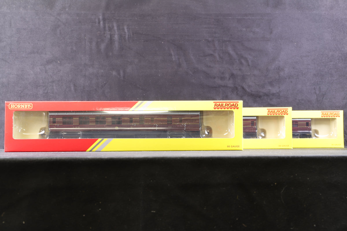 Hornby Railroad OO R4873 LMS Coronation Scot Coach Pack