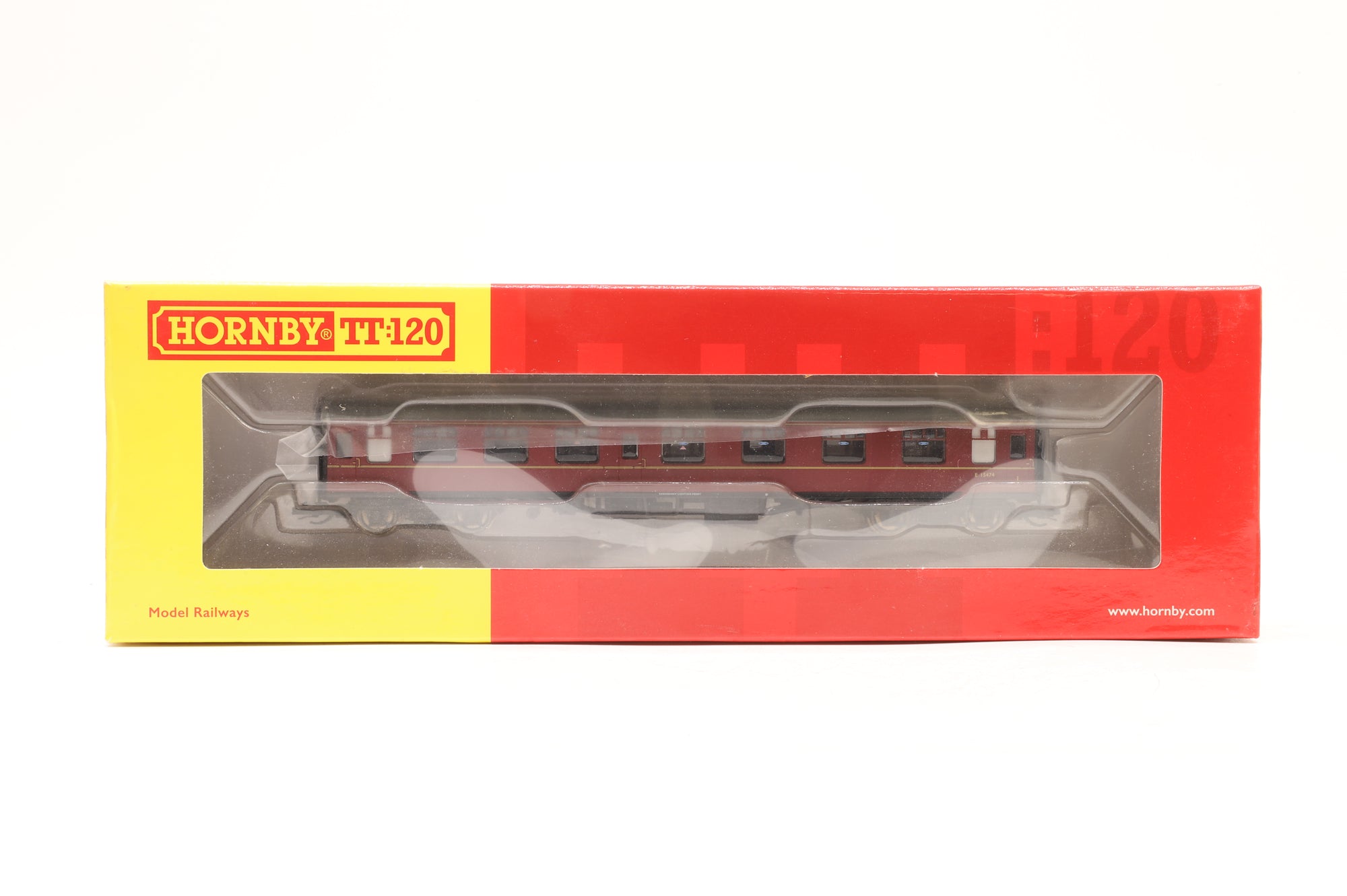 Hornby TT:120 Rake Of 4 BR Mk1 Lined Maroon Coaches Inc. TT4001, TT4001B, TT4002 & TT4002A