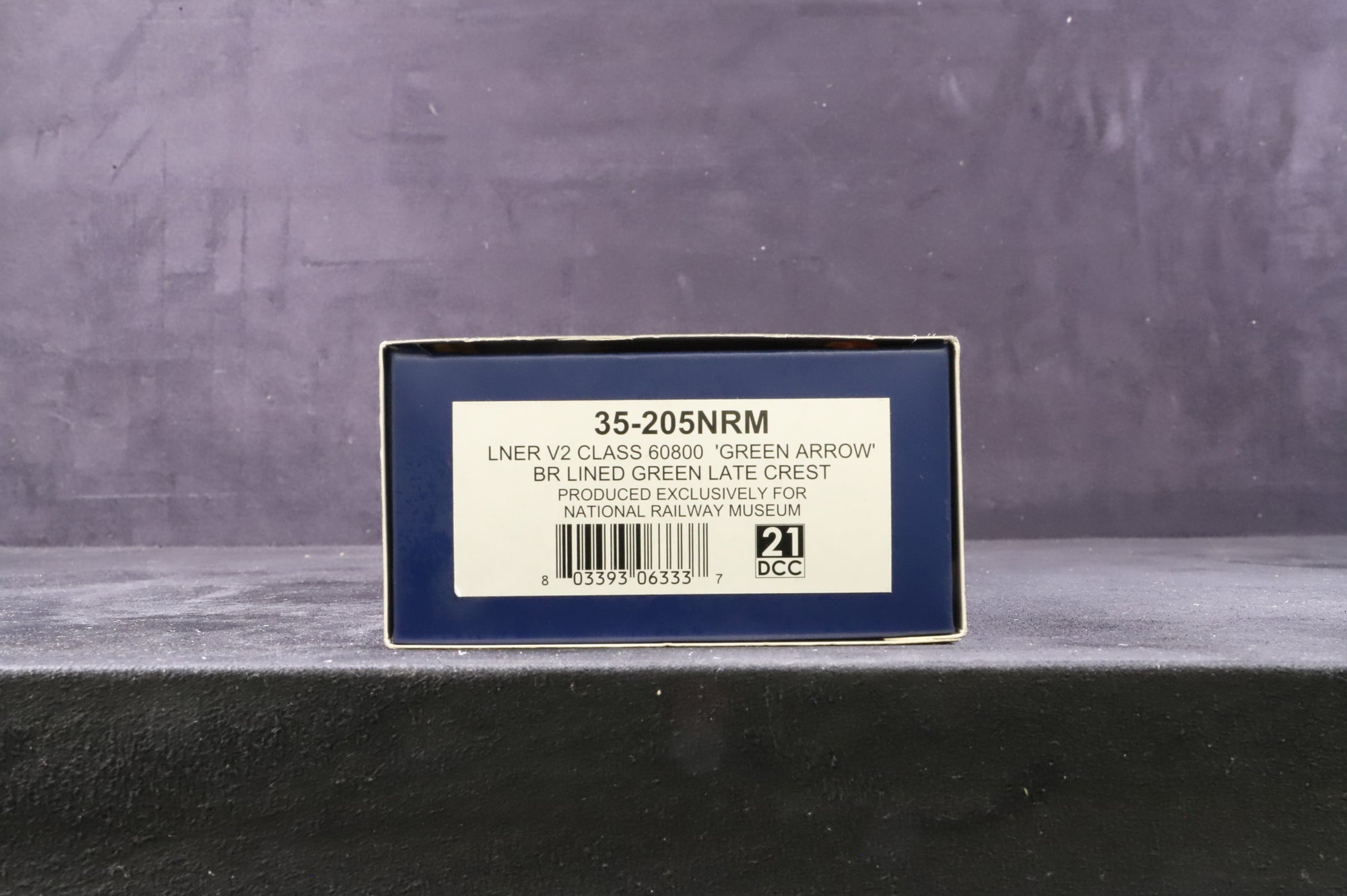 Bachmann OO 35-205NRM Class V2 '60800' 'Green Arrow' BR Lined Green Weathered Excl. NRM