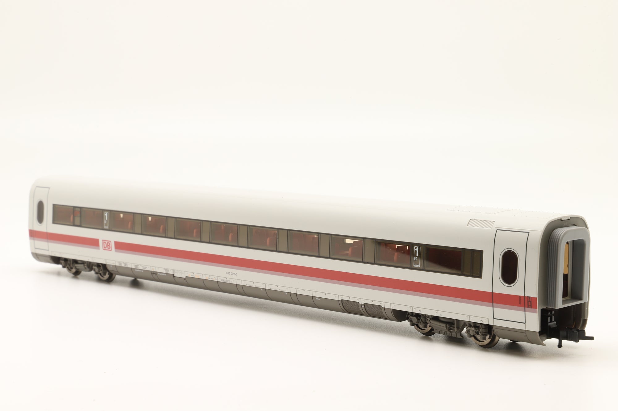 Fleischmann HO Rake Of 5 DB ICE Coaches Inc. 4441, 4454, 4443, 4445 & 4442