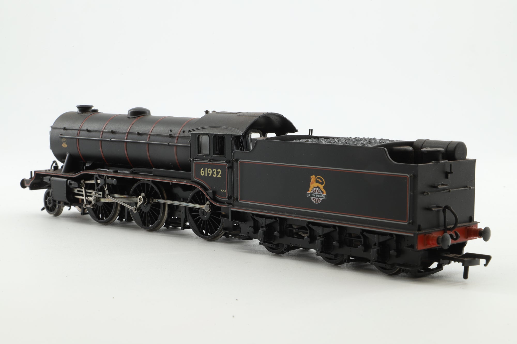 Bachmann OO 32-276 K3 '61932' BR Lined Black E/Emblem Group Standard Tender