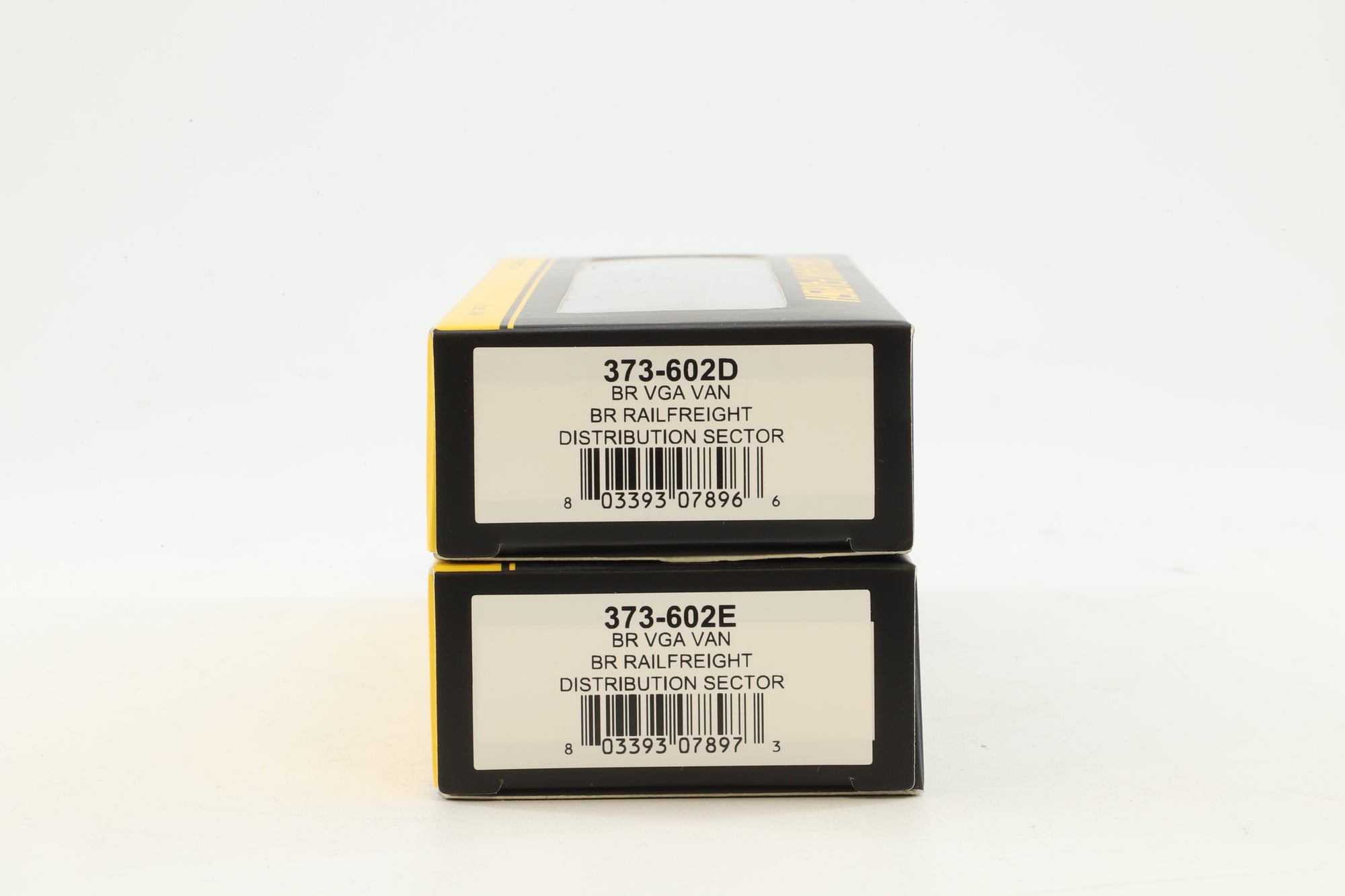 Graham Farish N Rake Of 2 BR VGA Vans BR Railfreight Distribution Sector Inc. 373-602D & 373-602E