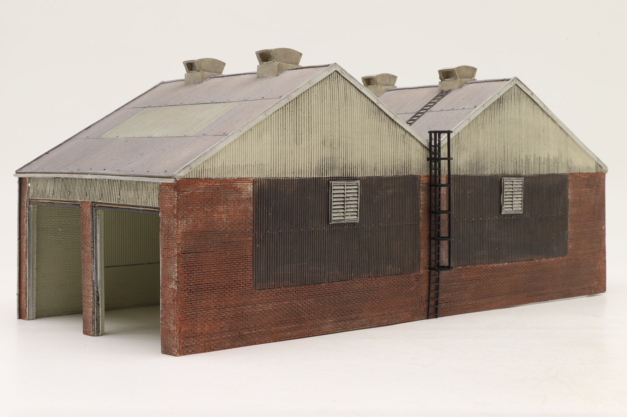 Bachmann OO 44-141 Two Lane Traction Depot