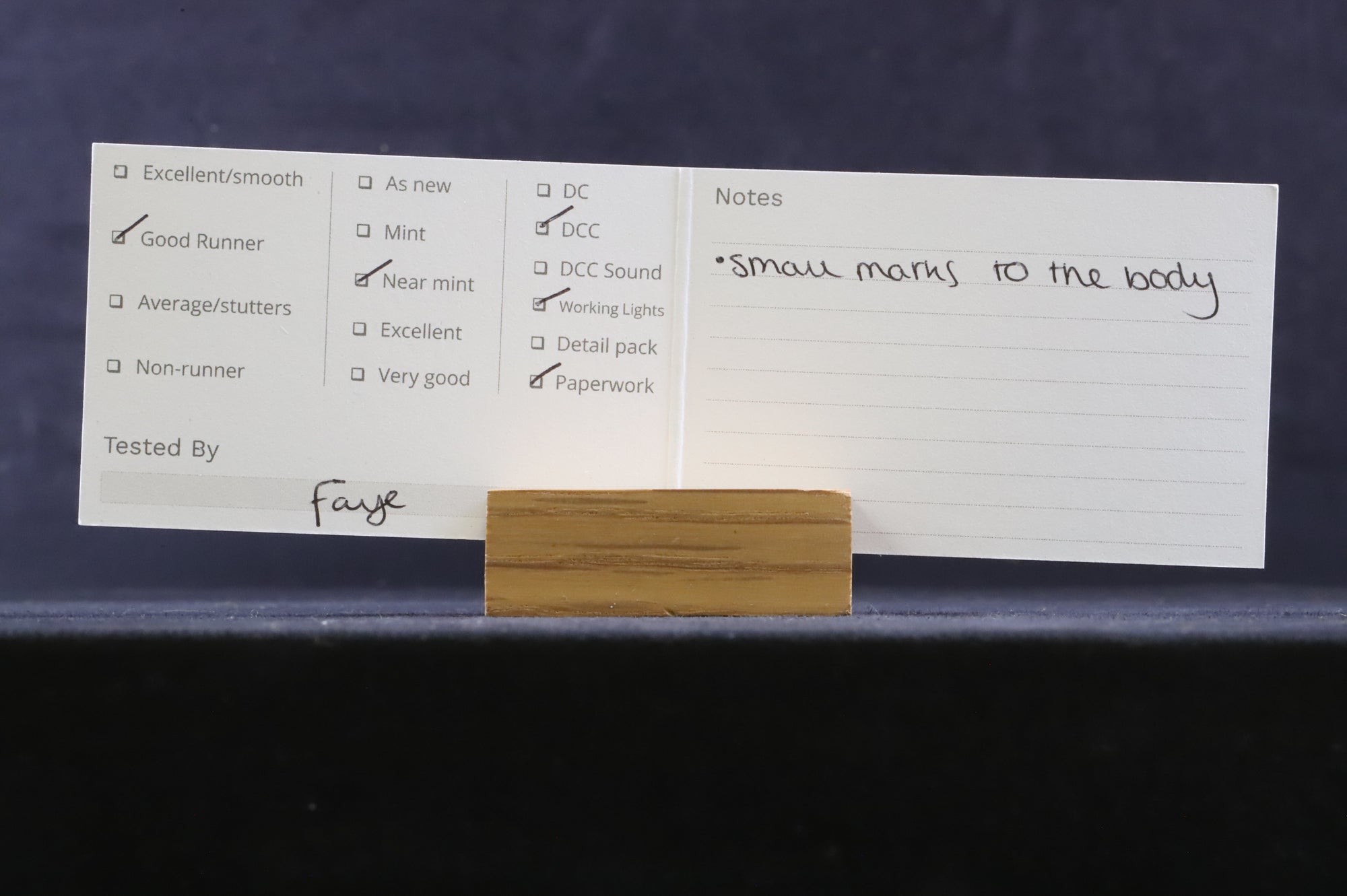 Minitrix N Gauge 12567 BR111 111044-4 in DB Blue/Cream