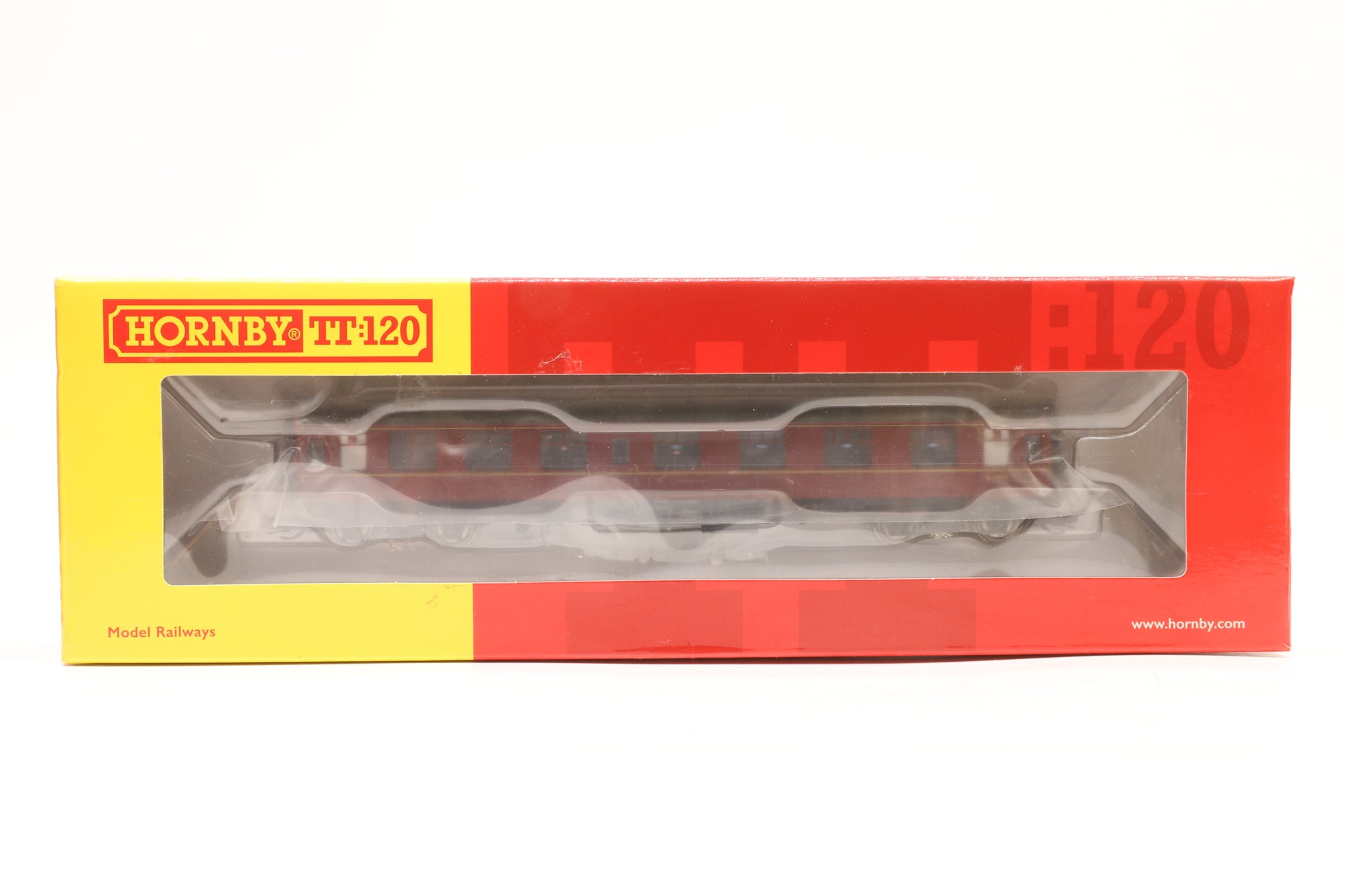 Hornby TT:120 Rake Of 4 BR Mk1 Lined Maroon Coaches Inc. TT4001, TT4001B, TT4002 & TT4002A