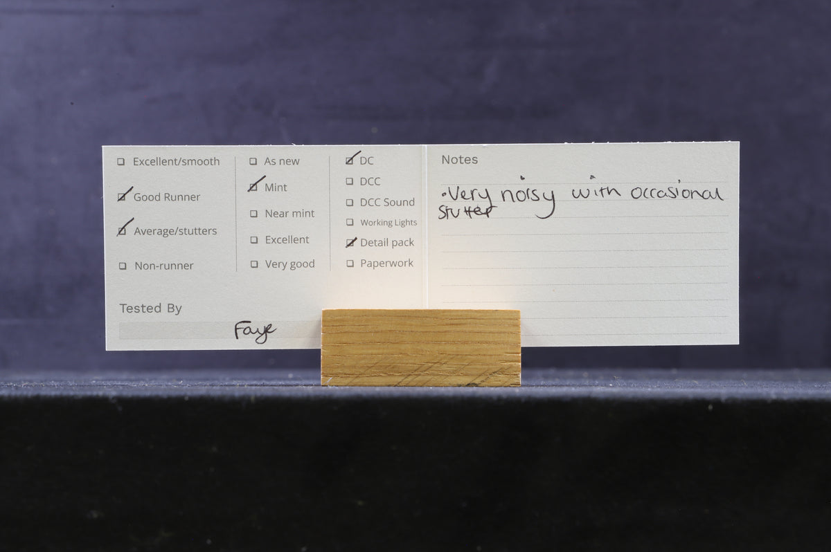 Hornby OO R2190 LBSC 0-6-0 Terrier Locomotive &#39;Earlswood&#39;