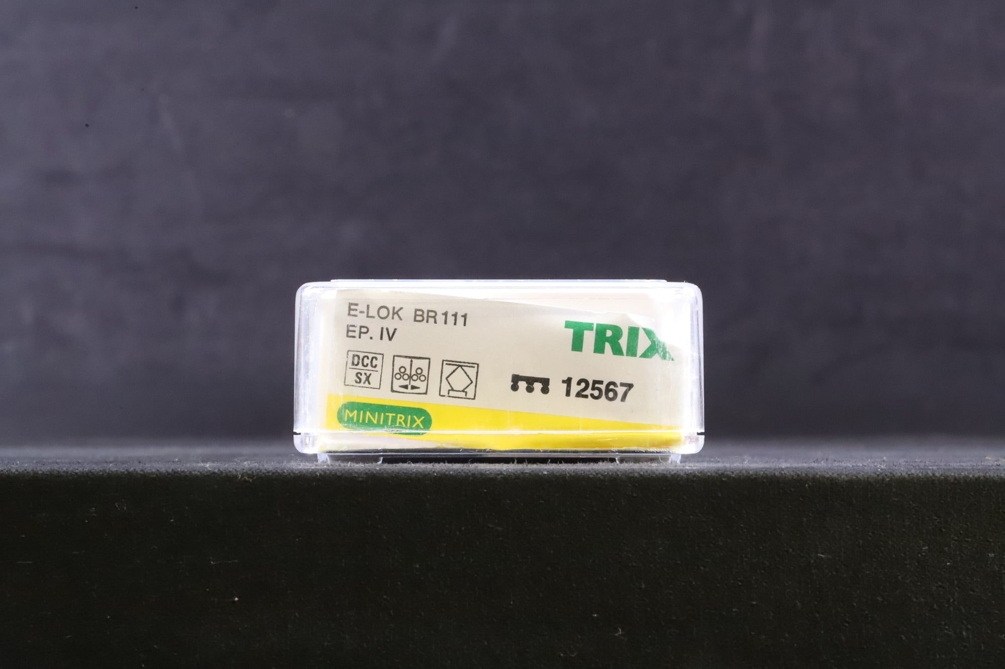 Minitrix N Gauge 12567 BR111 111044-4 in DB Blue/Cream