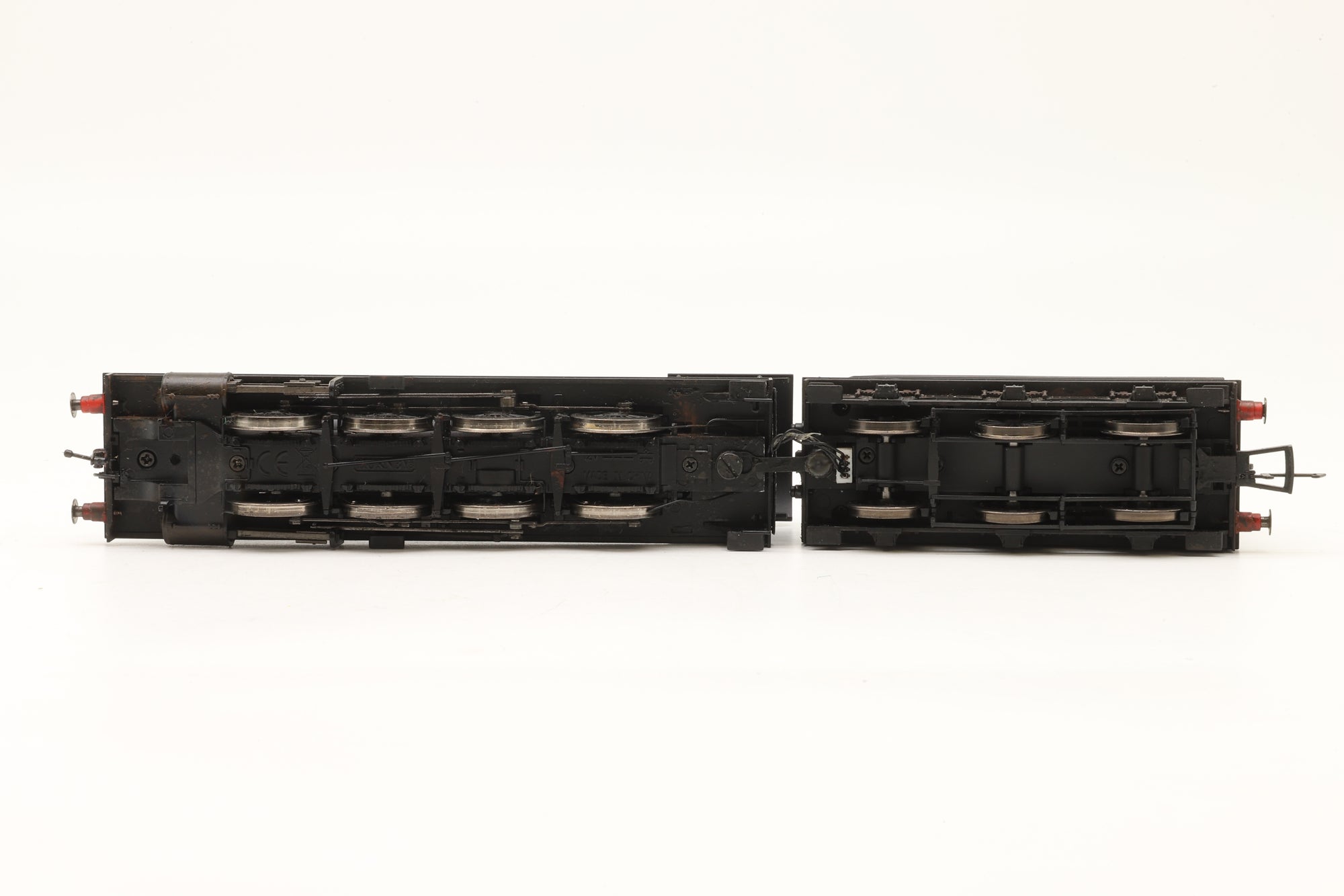 Hornby OO R3542 Class Q6 '63427' BR Black E/C Weathered DCC Sound