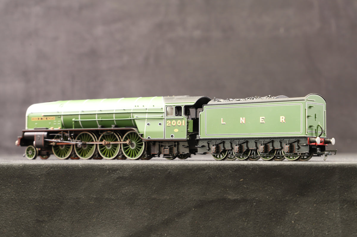 Hornby OO R3207 LNER 2-8-2 Class P2 &#39;Cock Of The North&#39; &#39;2001&#39;