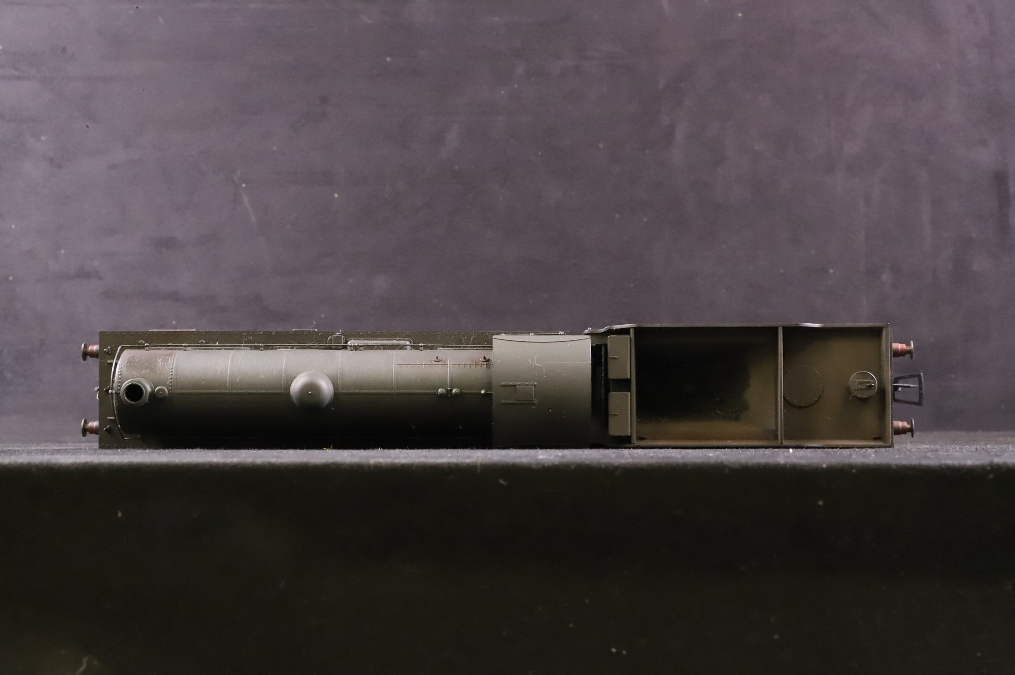 Hornby OO R3426 Class Q6 63385 in BR Black w/ Early Crests - DCC Sound & Weathered