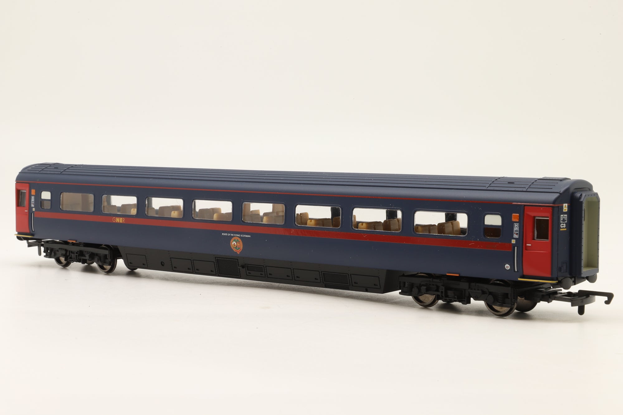 Hornby OO R2612 Class 43 4-Car HST Set in GNER Livery
