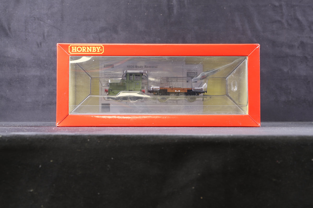 Hornby OO R3704 Ruston &amp; Hornsby 48DS &amp; Flatbed Wagon Works Livery